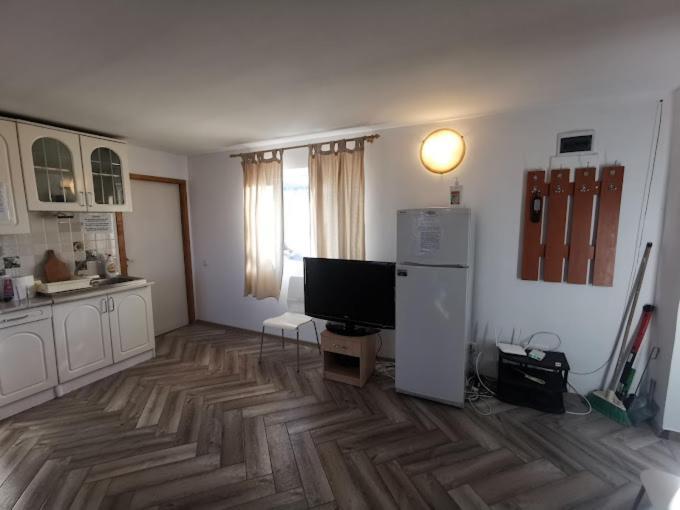 Cabanuta Fara Fite Villa Provita de Jos Екстериор снимка